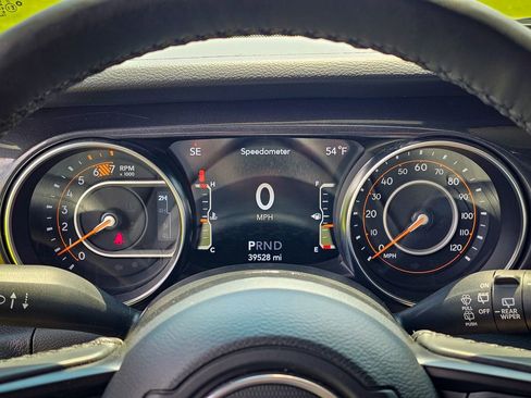 Used 2022 Jeep Wrangler Unlimited Sport AWD/4WD image 13