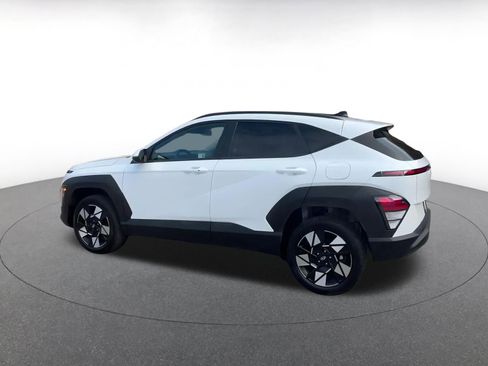 Used 2025 Hyundai Kona SEL image 10