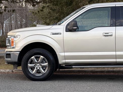 Used 2018 Ford F150 XLT w/ Equipment Group 302A Luxury image 26