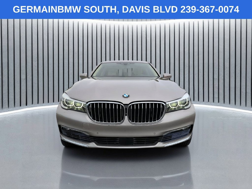 Used 2017 BMW 740i RWD image 10