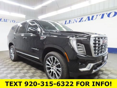 Used 2025 GMC Yukon Denali w/ Sun & Power Step Package AWD/4WD image 3