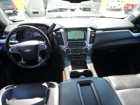 Used 2018 Chevrolet Tahoe LT AWD/4WD image 25