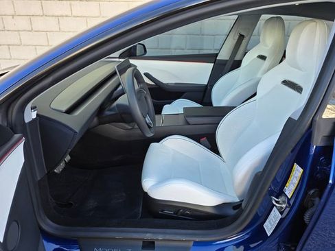 Used 2024 Tesla Model 3 Performance image 16