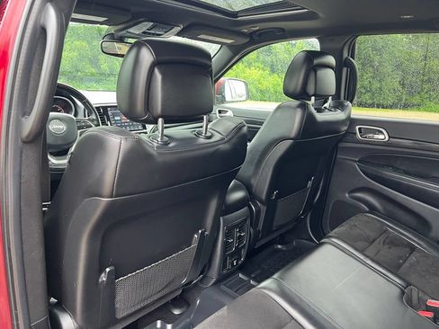 Used 2020 Jeep Grand Cherokee Altitude AWD/4WD image 21