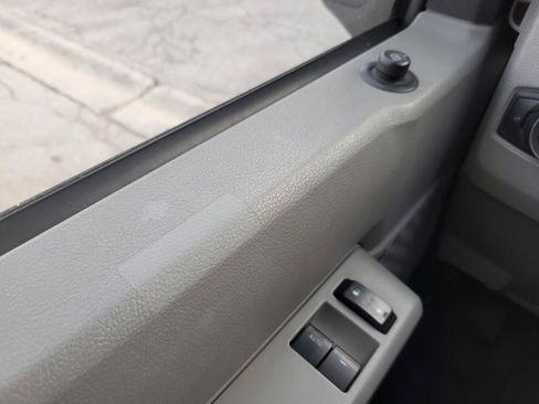 Used 2022 Ford E-350 and Econoline 350 Super Duty RWD image 7