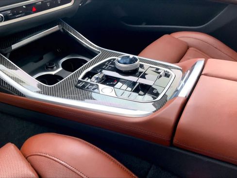 Certified 2024 BMW X7 M60i w/ Executive Package image 18