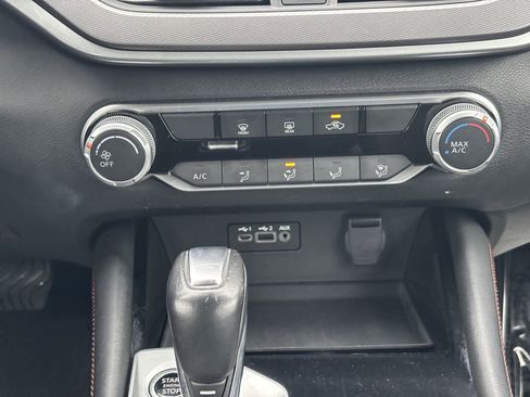 Used 2024 Nissan Altima 2.5 SR image 16