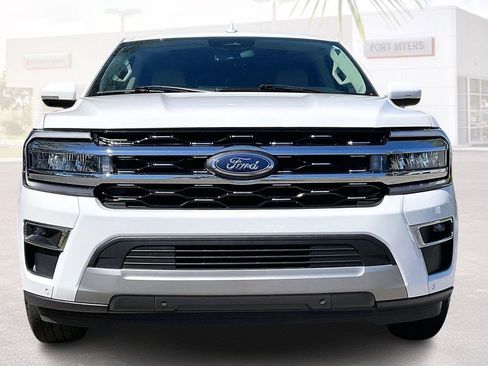 Used 2024 Ford Expedition Limited image 26