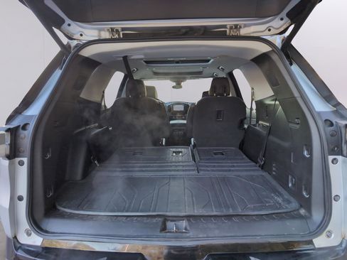 Used 2018 Chevrolet Traverse Premier w/ Redline Edition image 29