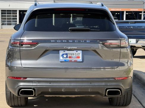 Used 2019 Porsche Cayenne image 6