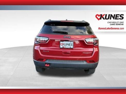 Used 2025 Jeep Compass Trailhawk image 7