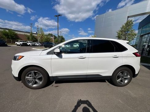 Used 2024 Ford Edge SEL w/ Convenience Package AWD/4WD image 8