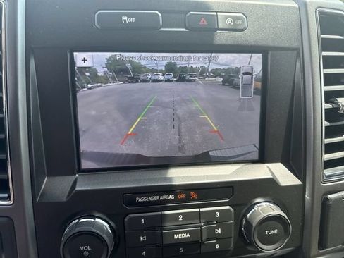 Used 2018 Ford F150 XLT w/ Equipment Group 301A Mid RWD image 24