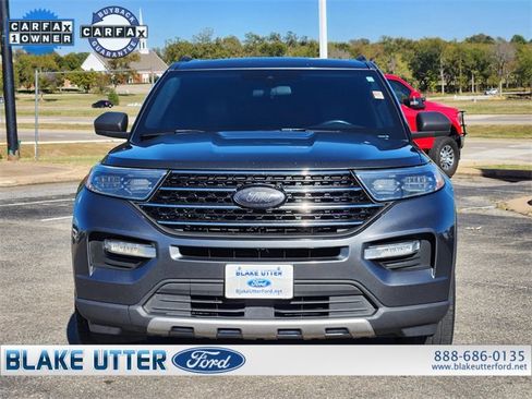 Used 2020 Ford Explorer XLT w/ Equipment Group 202A image 2