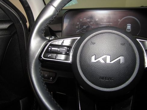 Used 2024 Kia Seltos EX image 5