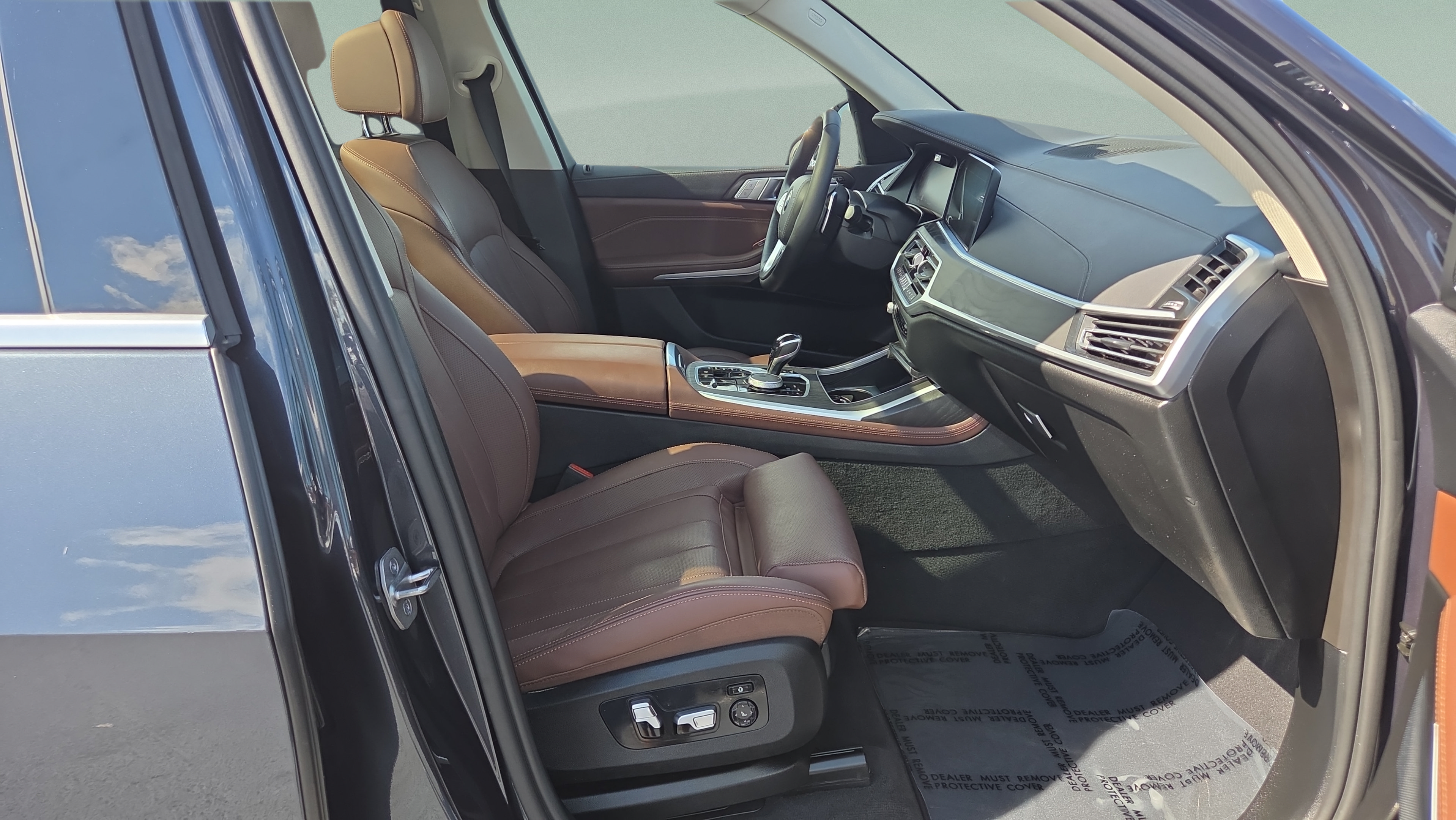 Used 2022 BMW X7 xDrive40i w/ Premium Package AWD/4WD image 17