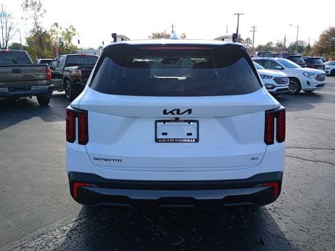 Certified 2025 Kia Sorento X-Line EX image 6