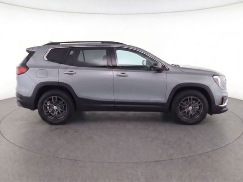 Certified 2025 GMC Acadia Elevation FWD image 8