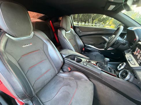 Used 2017 Chevrolet Camaro ZL1 RWD image 12