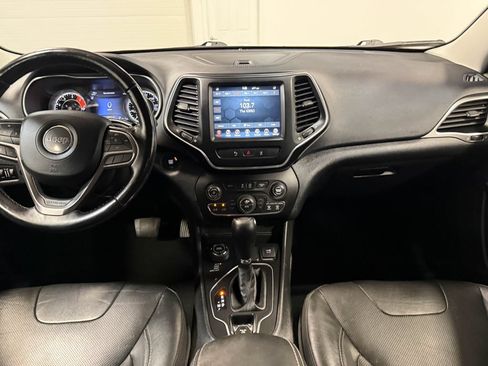 Used 2021 Jeep Cherokee Latitude Lux w/ Comfort/Convenience Group AWD/4WD image 18