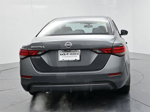 Used 2024 Nissan Sentra S image 7