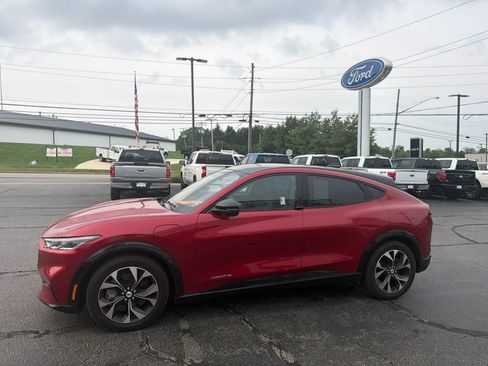Used 2023 Ford Mustang Mach-E Premium AWD/4WD image 5
