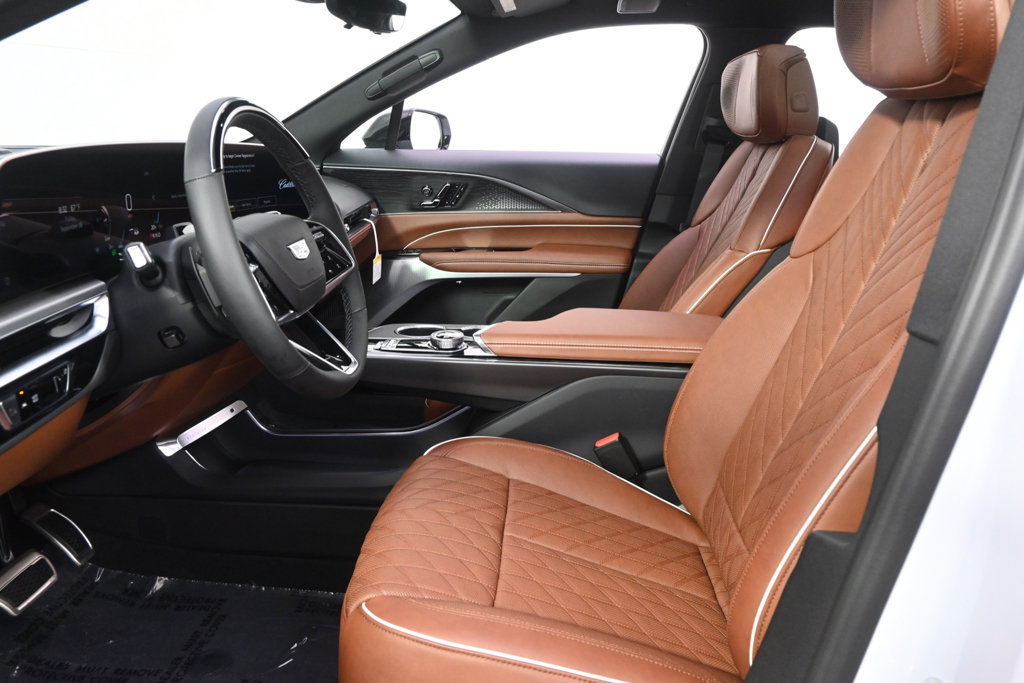 New 2027 Cadillac Lyriq Signature Sport w/ Nappa Leather Package AWD/4WD image 13