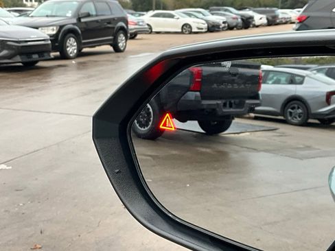 Used 2025 Hyundai Kona SEL image 20