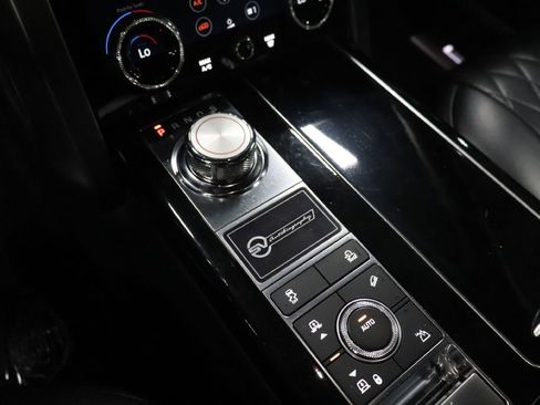 Used 2019 Land Rover Range Rover SV Autobiography Dynamic image 33