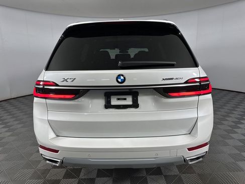 New 2026 BMW X7 xDrive40i w/ Premium Package image 26