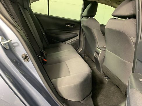Used 2021 Toyota Corolla LE FWD image 36