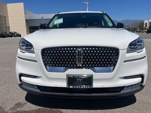 Used 2020 Lincoln Aviator Reserve w/ Equipment Group 202A AWD/4WD image 3