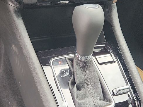 New 2026 Jeep Compass Limited image 11