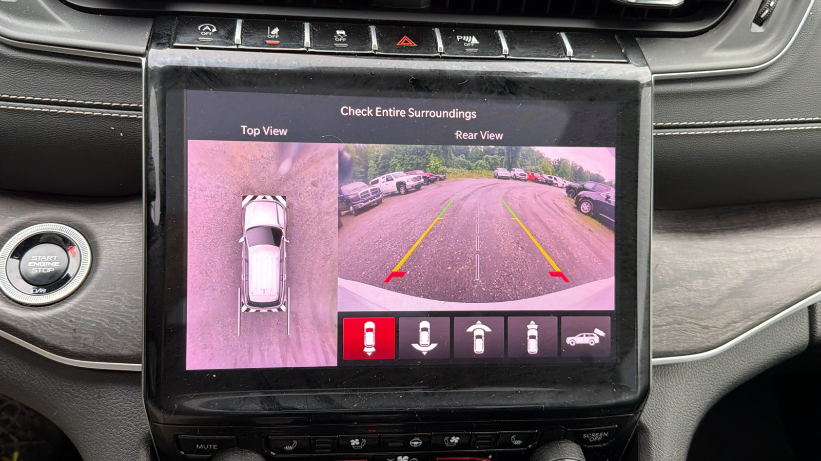 Used 2025 Jeep Grand Cherokee L Limited w/ Luxury Tech Group II AWD/4WD image 37