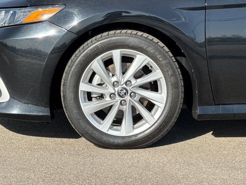 Used 2023 Toyota Camry LE FWD image 28