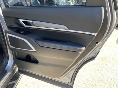 Used 2020 Kia Telluride S FWD image 28