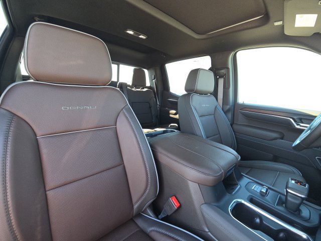 Used 2026 GMC Sierra 1500 Denali w/ Denali Reserve Package AWD/4WD image 27