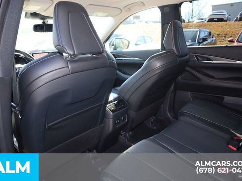 Used 2022 INFINITI QX60 Luxe w/ Cargo Package image 19
