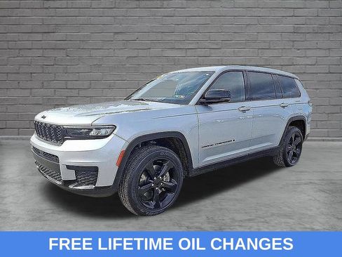 Certified 2021 Jeep Grand Cherokee L Laredo AWD/4WD image 8