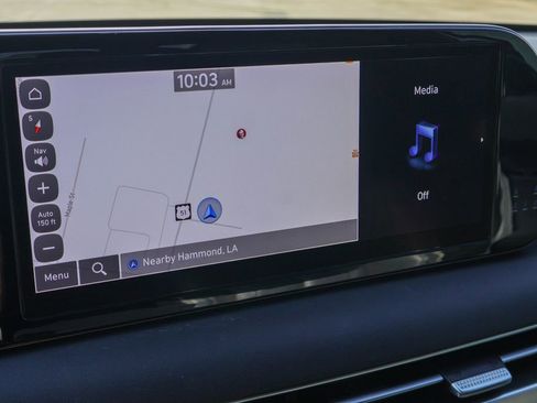 Used 2023 Hyundai Palisade Calligraphy image 3