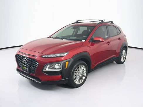 Used 2021 Hyundai Kona SEL FWD image 3