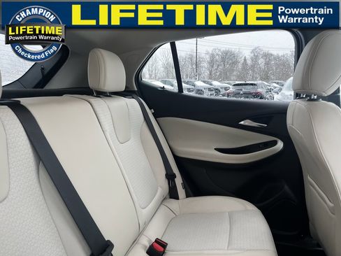 Used 2023 Buick Encore GX Preferred w/ Cold Weather Comfort Package image 35