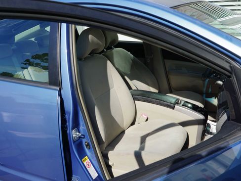 Used 2007 Toyota Prius FWD image 33