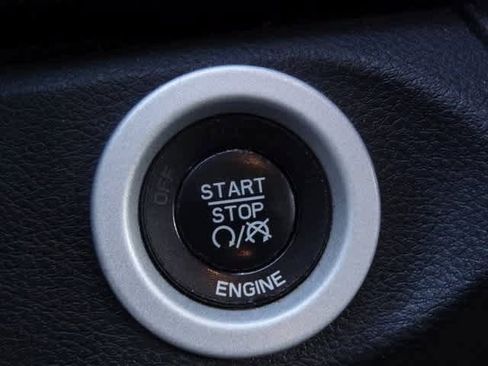 Used 2016 RAM 1500 Sport image 13