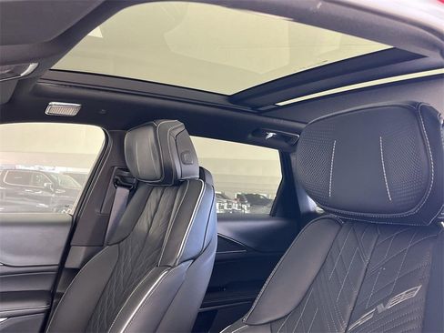 New 2026 Cadillac Lyriq V image 25