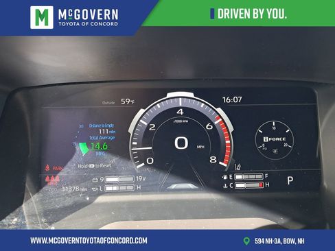 Used 2024 Toyota Tundra Platinum AWD/4WD image 24