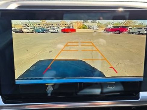 Used 2025 Chevrolet Silverado 1500 LT AWD/4WD image 20