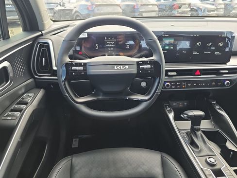 New 2026 Kia Sorento S image 13