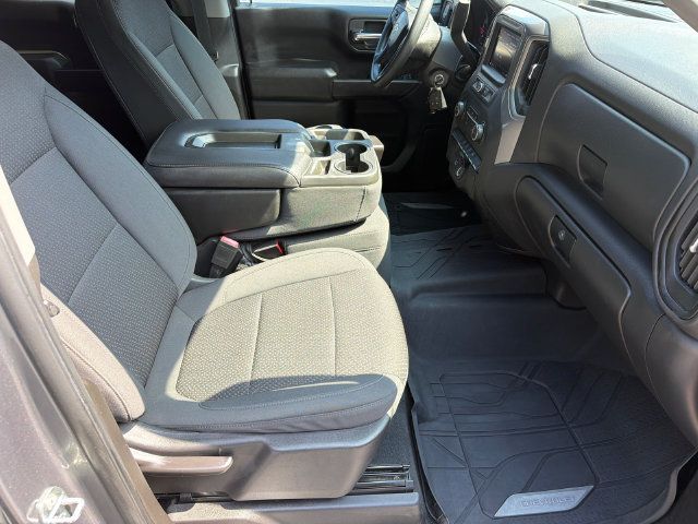 Used 2020 Chevrolet Silverado 1500 Custom w/ Custom Value Package RWD image 15