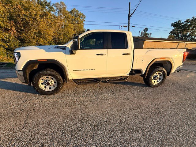 Used 2024 GMC Sierra 2500 Pro w/ Convenience Package AWD/4WD image 15
